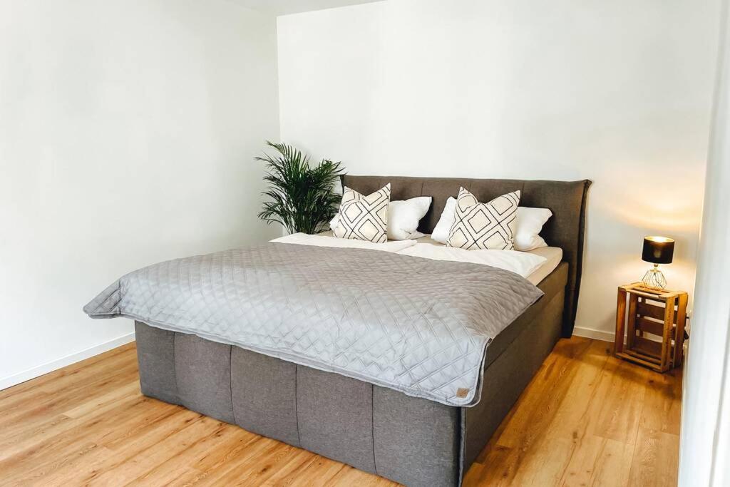 וורמס Apartment In Den Elefantenhoefen מראה חיצוני תמונה